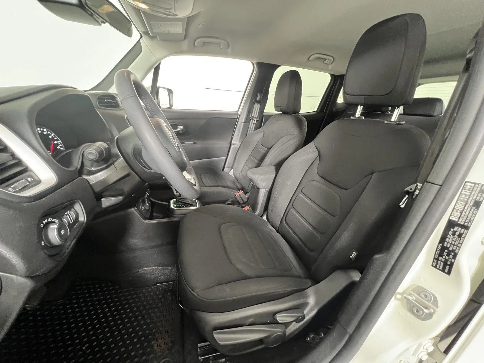 Used 2020 Jeep Renegade Latitude with VIN ZACNJBBB6LPL44196 for sale in Getzville, NY