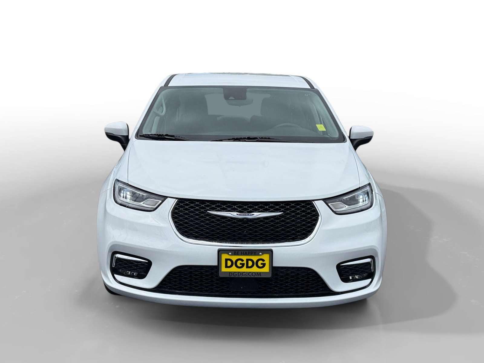 Used 2023 Bright White Clearcoat Chrysler Touring L image 8