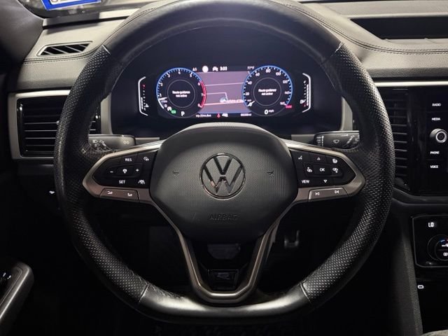 Used 2021 Black Volkswagen 3.6L V6 SEL R-Line image 24