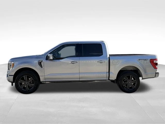 Used 2022 Silver Ford Lariat image 31