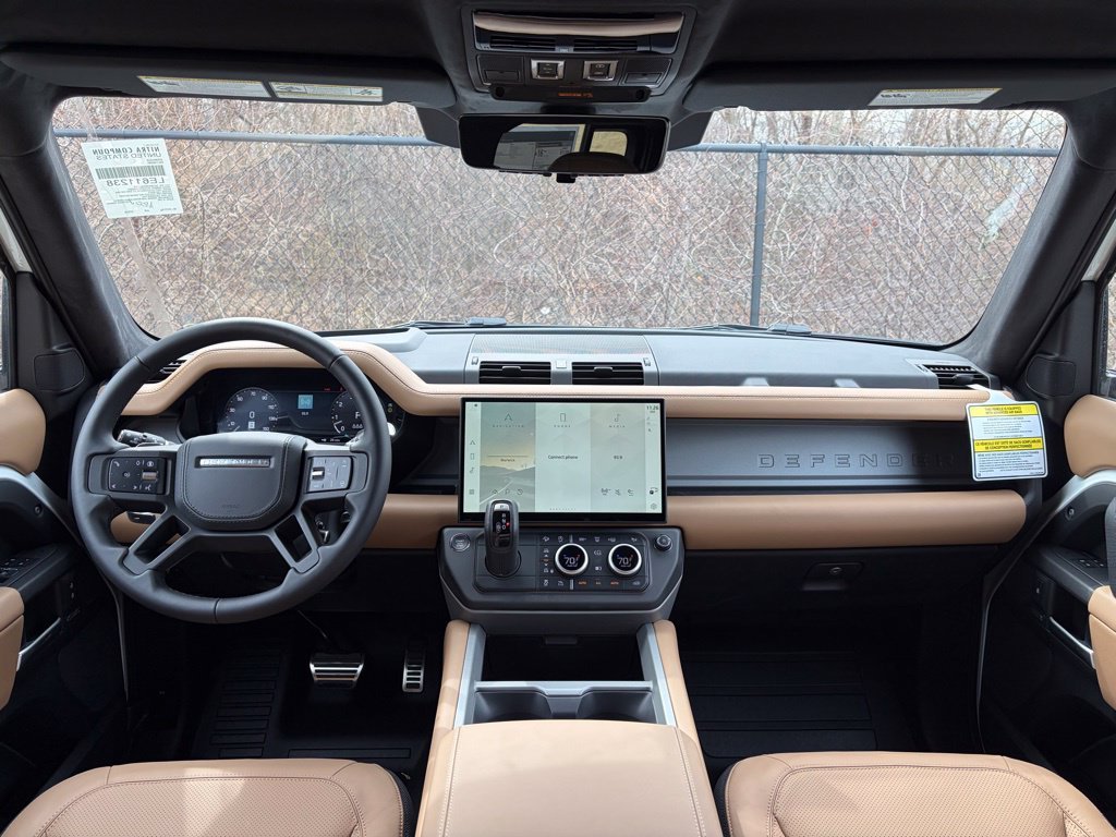 New 2026 White Land Rover V8 image 18