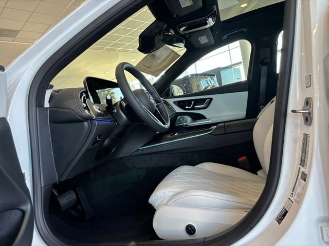 New 2026 MANUFAKTUR Moonlight White Metallic Mercedes-Benz E 350 image 23