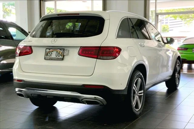 Used 2022 White Mercedes-Benz GLC 300 image 6