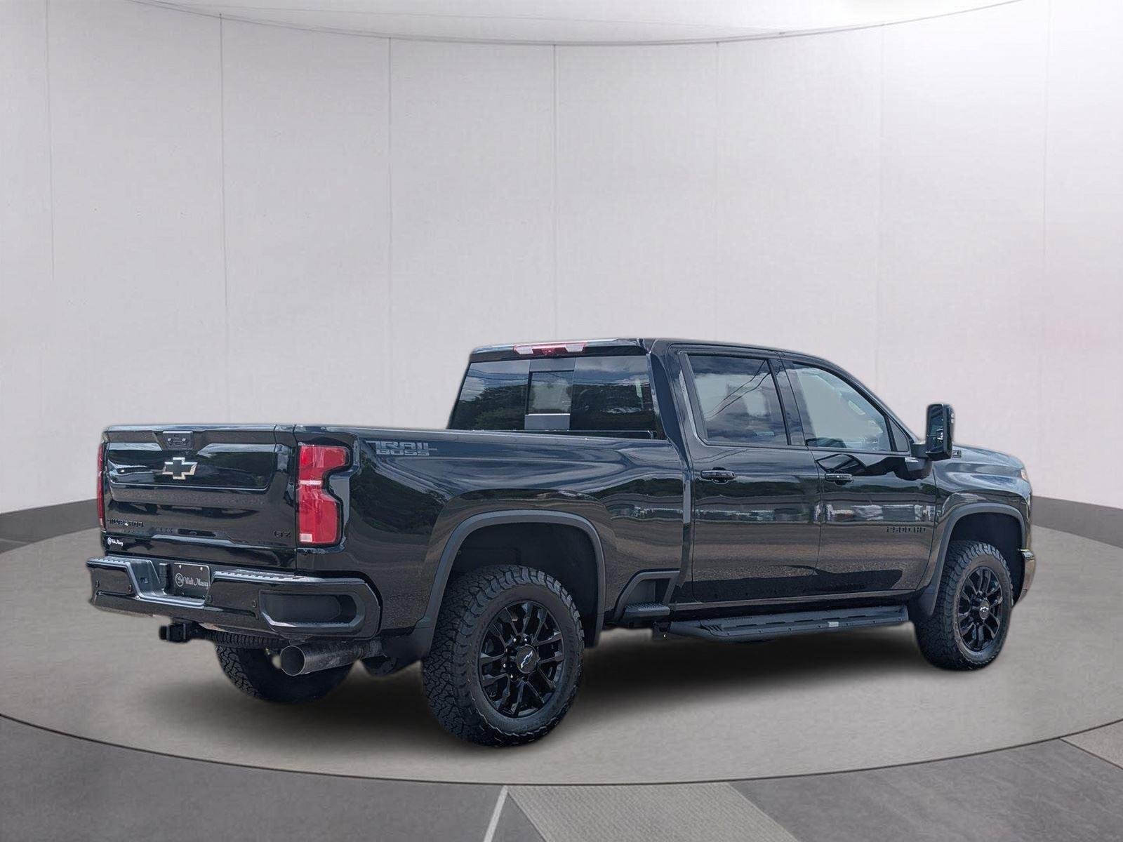 2026 Chevrolet Silverado 2500 HD LTZ - Photo 7