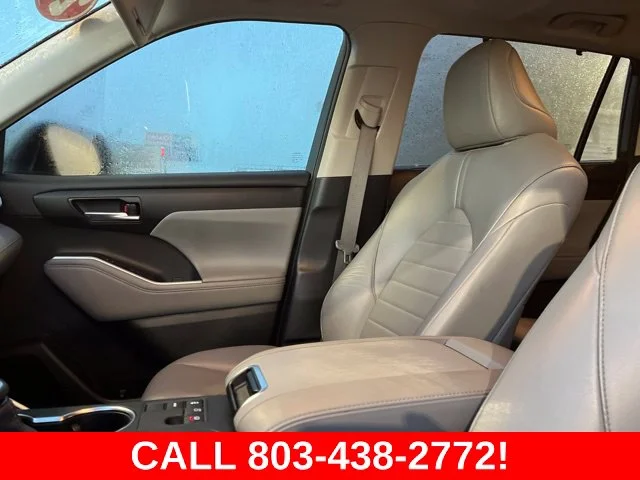 Used 2023 Gray Toyota XLE image 9
