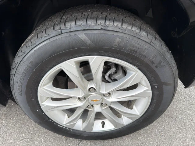 Used 2022 SATIN STEEL METALLIC Chevrolet LS image 19