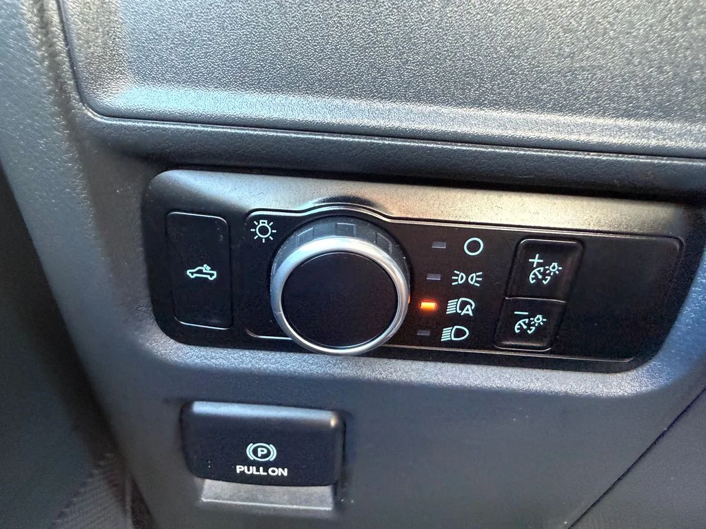 Used 2023 White Ford XL image 20