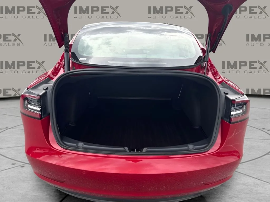 Used 2022 Red Tesla Long Range image 19