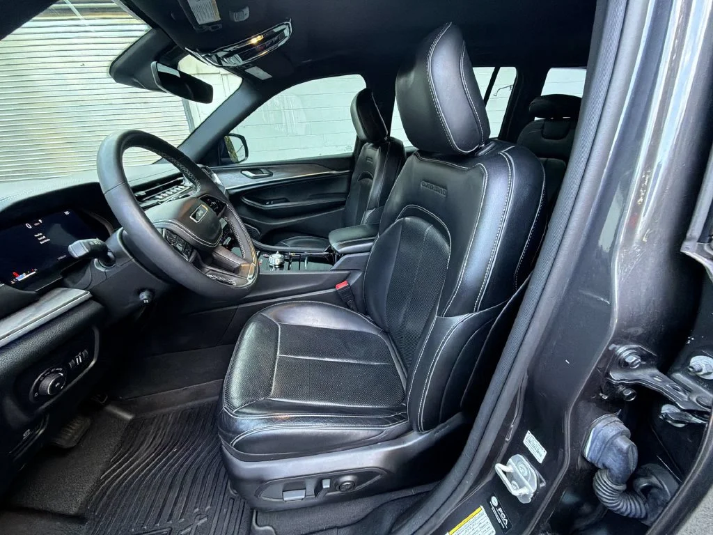 Used 2023 Gray Jeep Overland image 23
