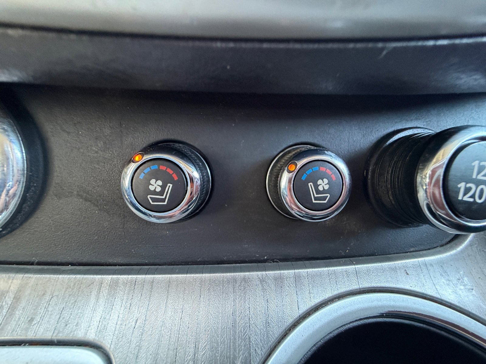 Used 2017 Gun Metallic Nissan Platinum image 24