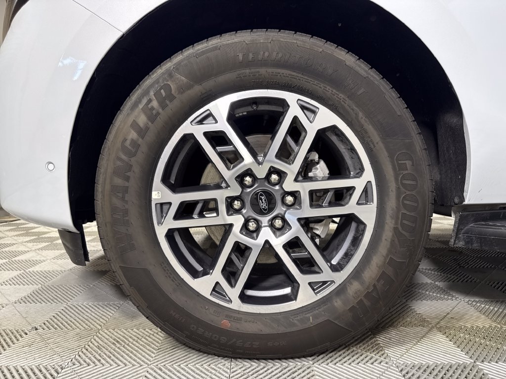 Used 2025 Silver Ford Active image 24