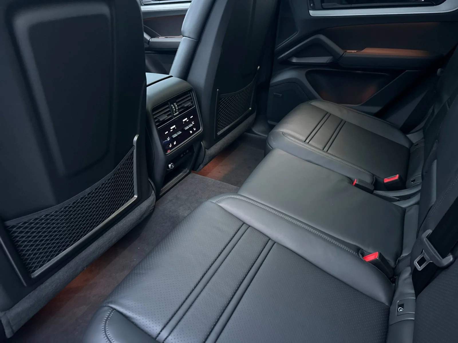 2026 Porsche Cayenne Coup Base - Photo 13