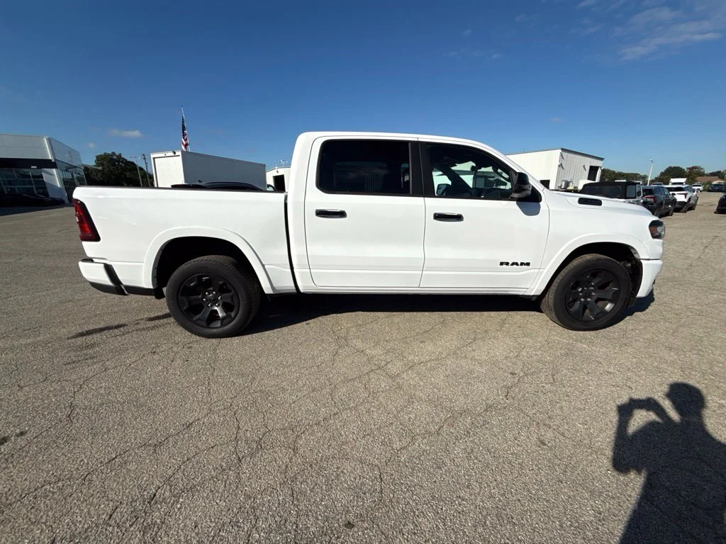 Used 2025 White Ram Big Horn/Lone Star image 6