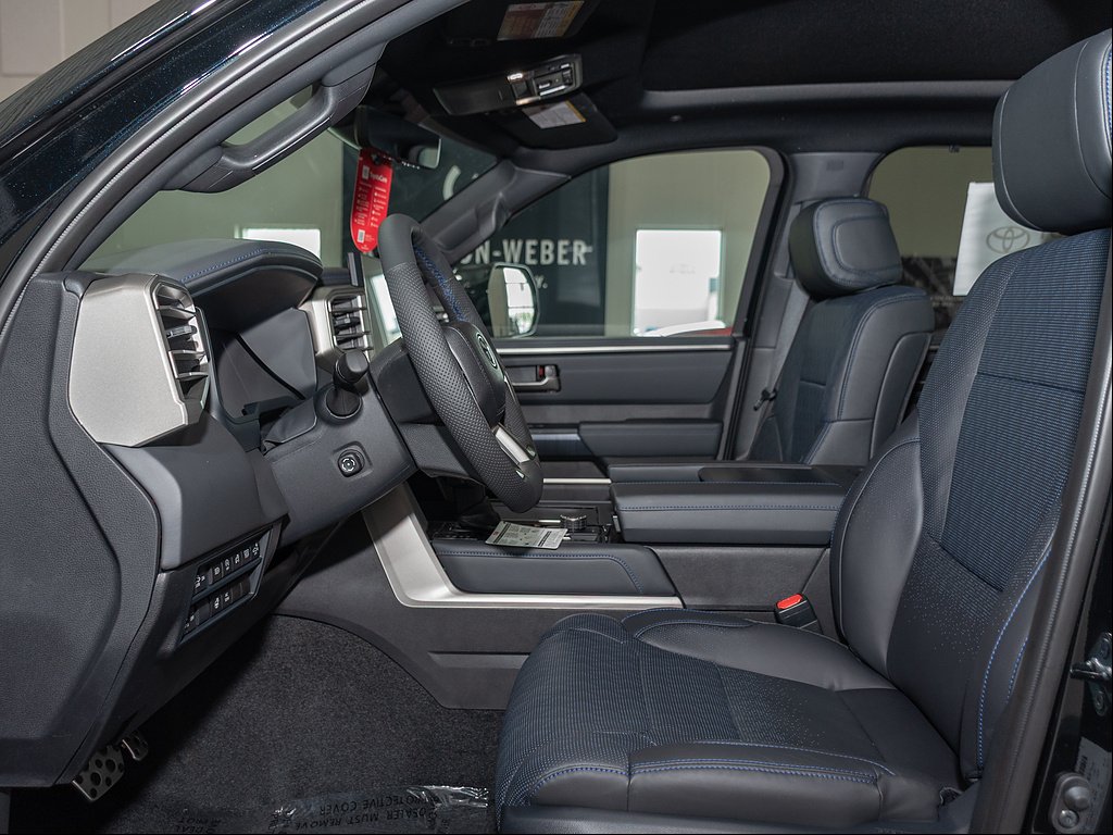 New 2026 Midnight Black Metallic Toyota  Platinum image 9