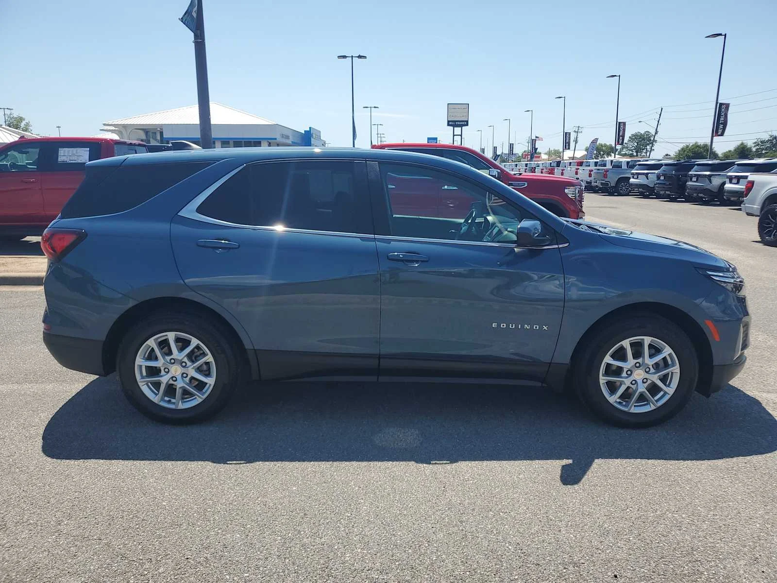 Used 2024 Lakeshore Blue Metallic Chevrolet LT image 7