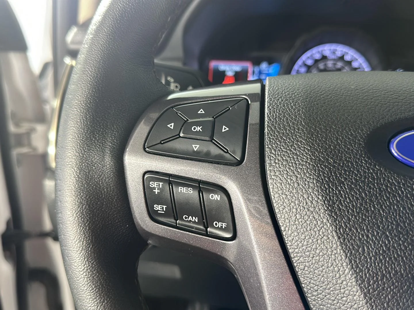 Used 2019 Oxford White Ford LARIAT image 19