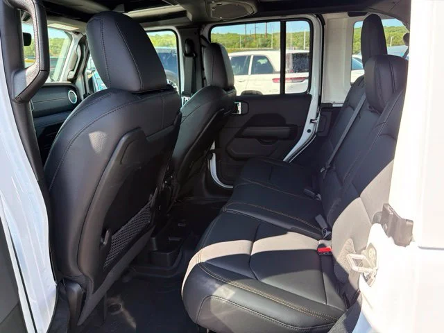 New 2026 White Jeep Sahara image 7