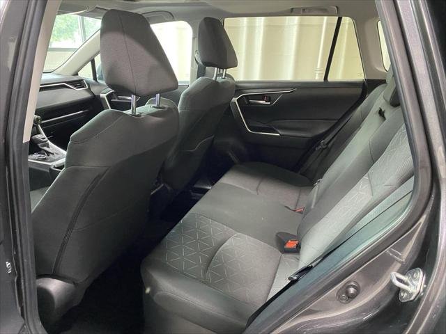 Certified Used 2024 MAGNETIC GRAY MET. Toyota  image 15