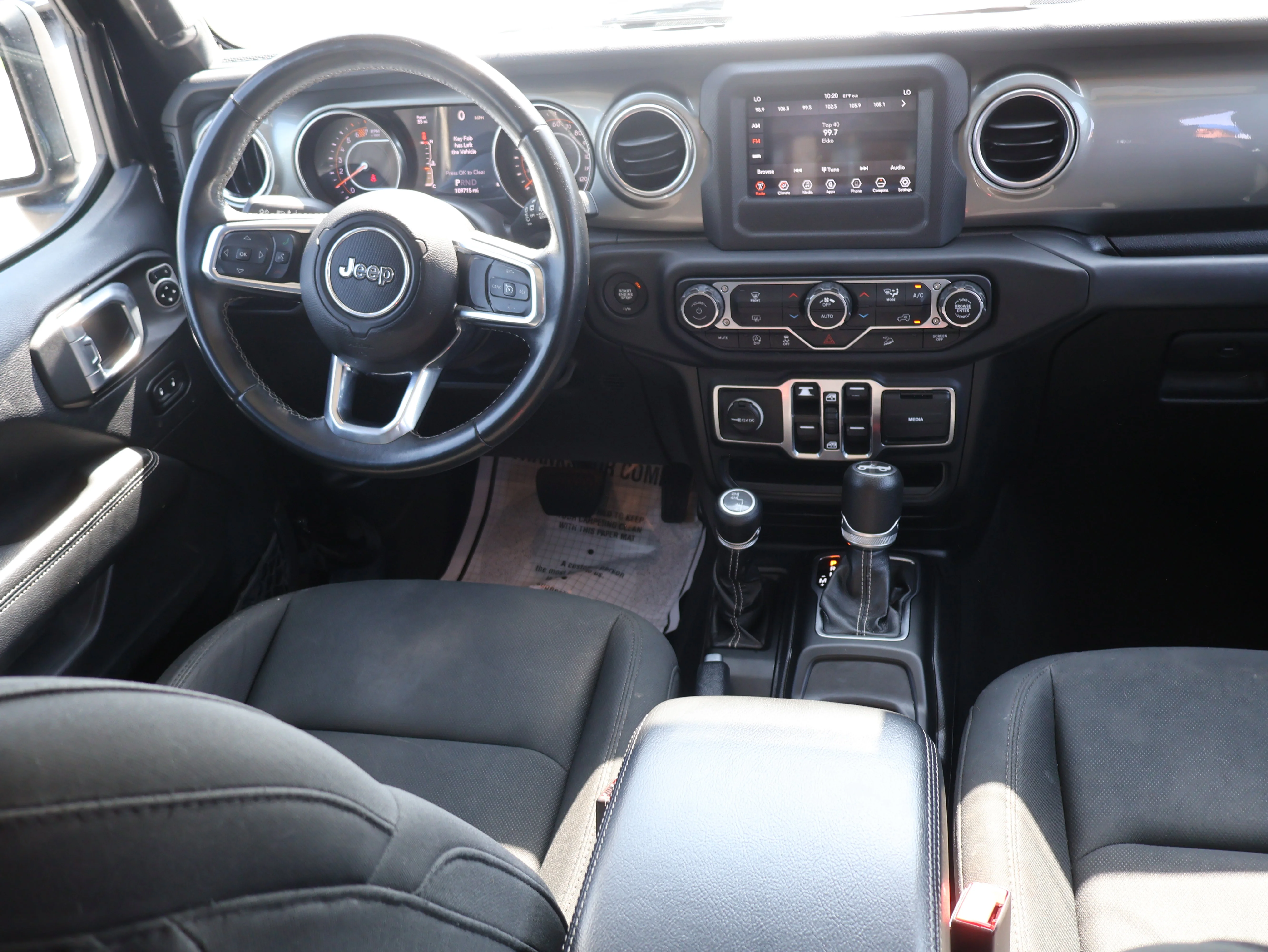 Used 2019 Black Clearcoat Jeep Sahara image 13