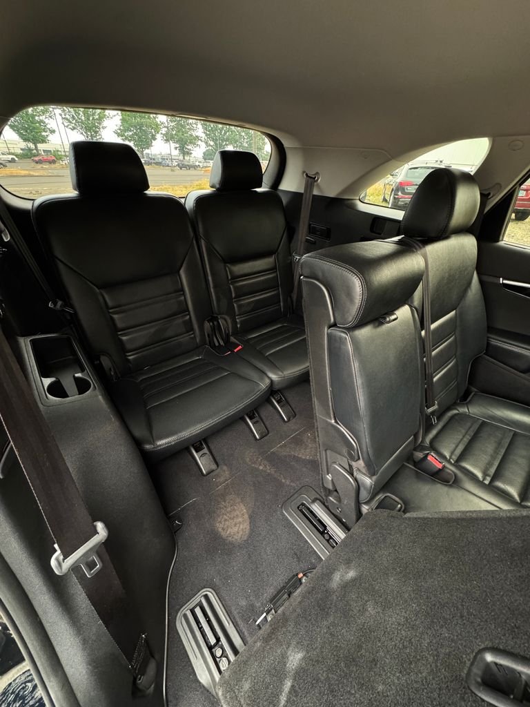Used 2017 Ebony Black Kia EX image 29