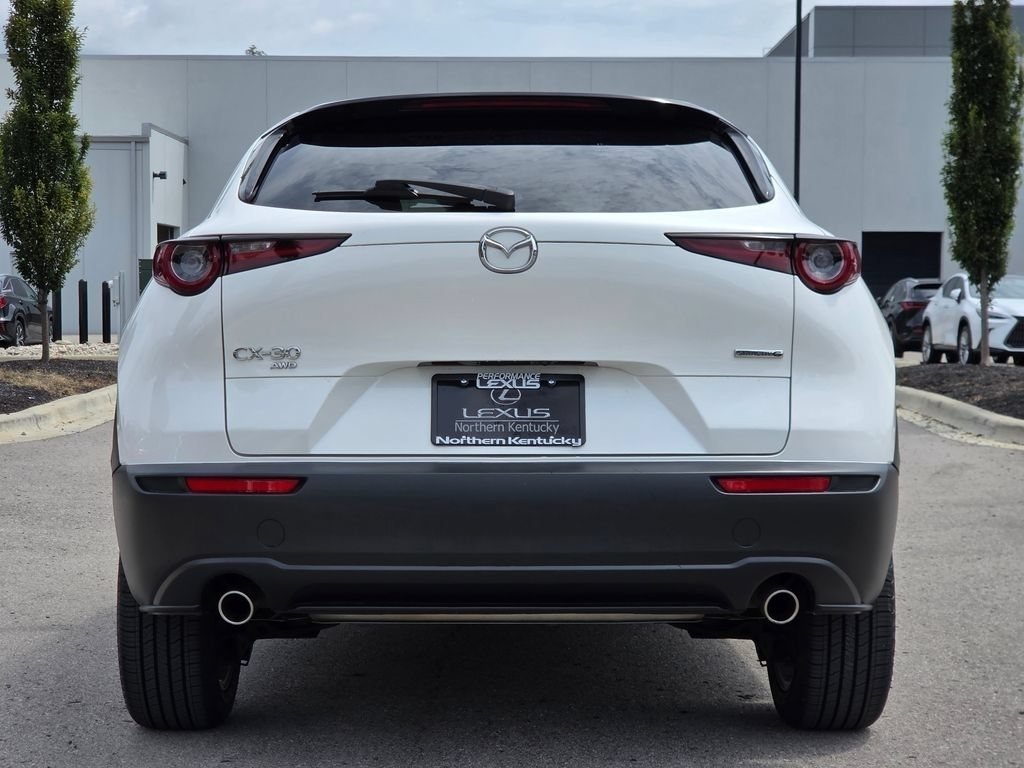 Used 2021 Snowflake White Pearl Mica Mazda Select image 26