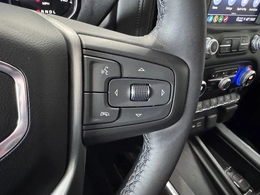 Used 2022 Ebony Twilight Metallic GMC Denali image 17