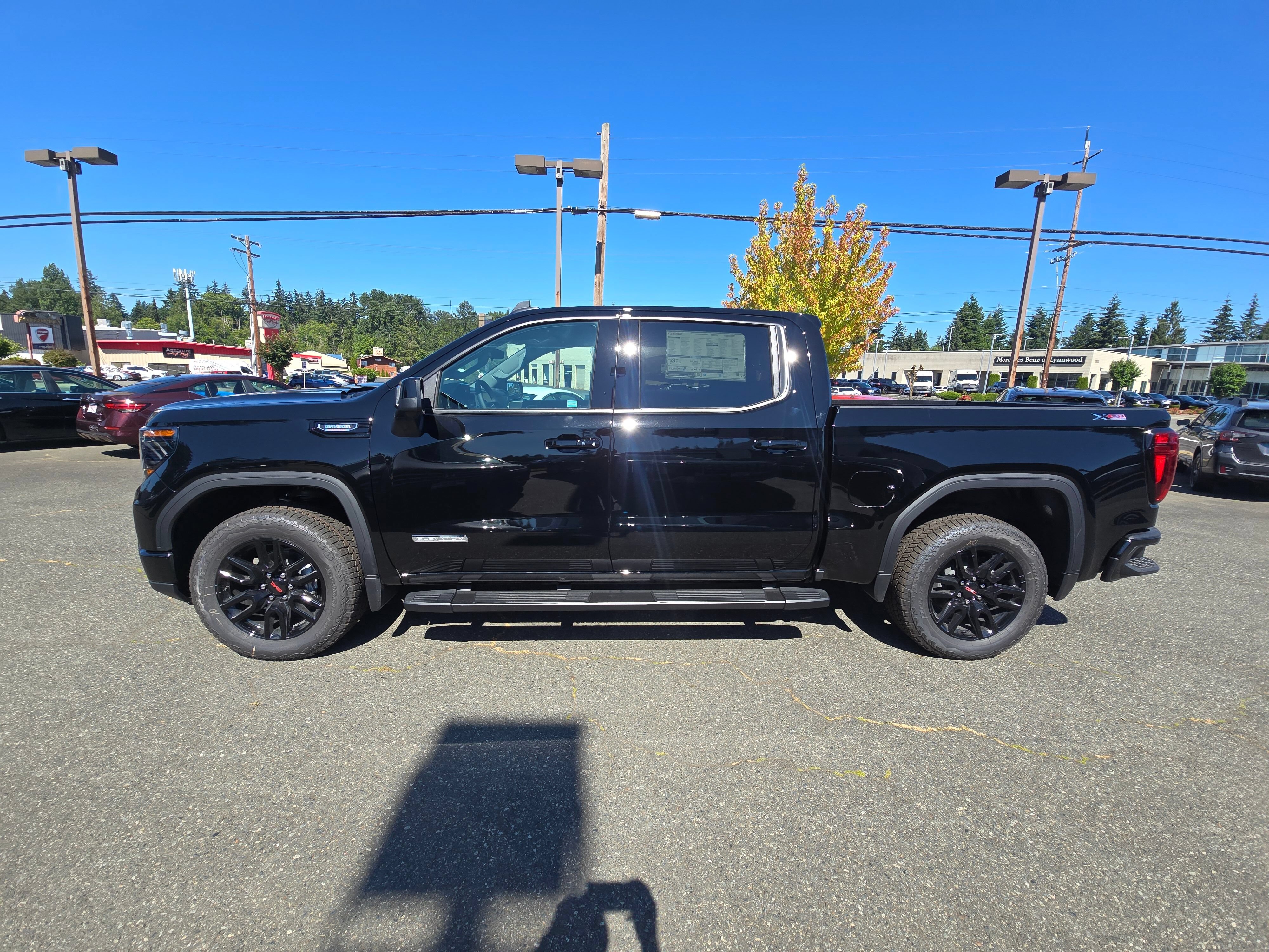 New 2026 Onyx Black GMC Elevation image 4