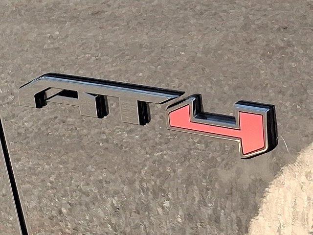 2026 GMC Yukon XL AT4 - Photo 25
