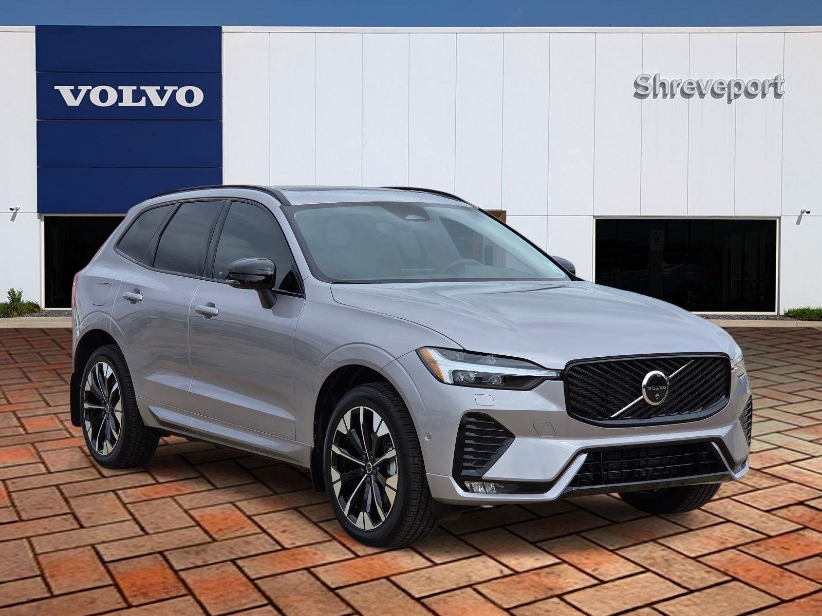Used 2026 Aurora Silver Volvo Plus image 3