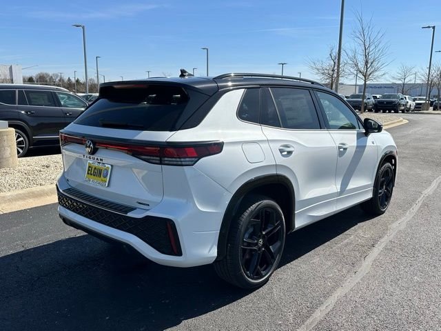 New 2026 Opal White W/Deep Black Roof Volkswagen 2.0T SE R-Line Black image 6