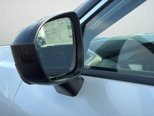 New 2026 Everest White Pearl TriCoat Nissan Dark Armor image 40