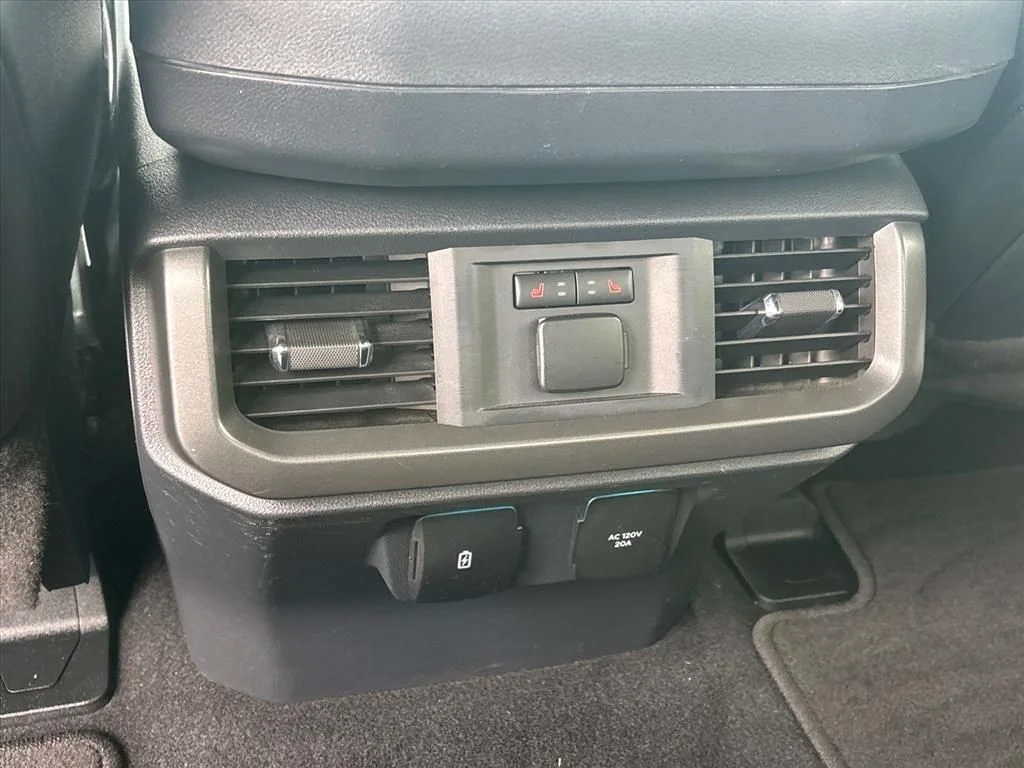 Used 2024 Black Ford Lariat image 21