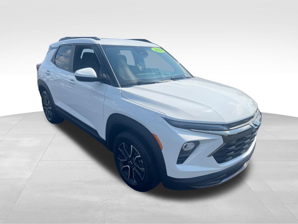 Used 2024 White Chevrolet ACTIV image 7