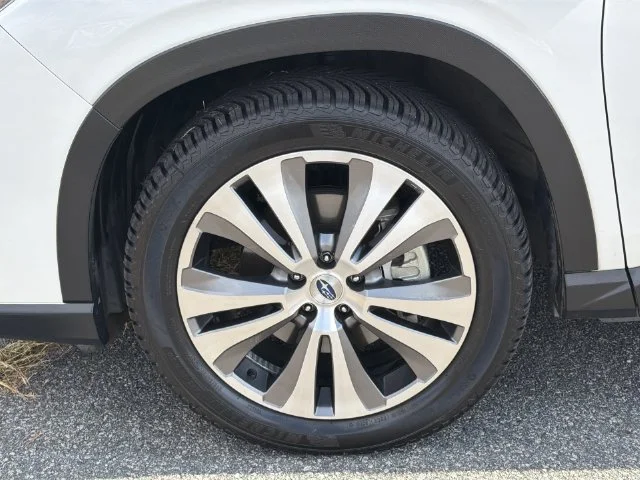 Used 2022 White Subaru Limited image 42