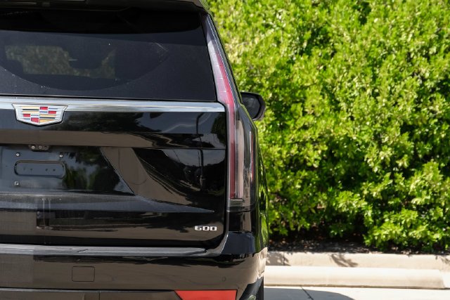 Used 2022 Black Cadillac Premium image 69