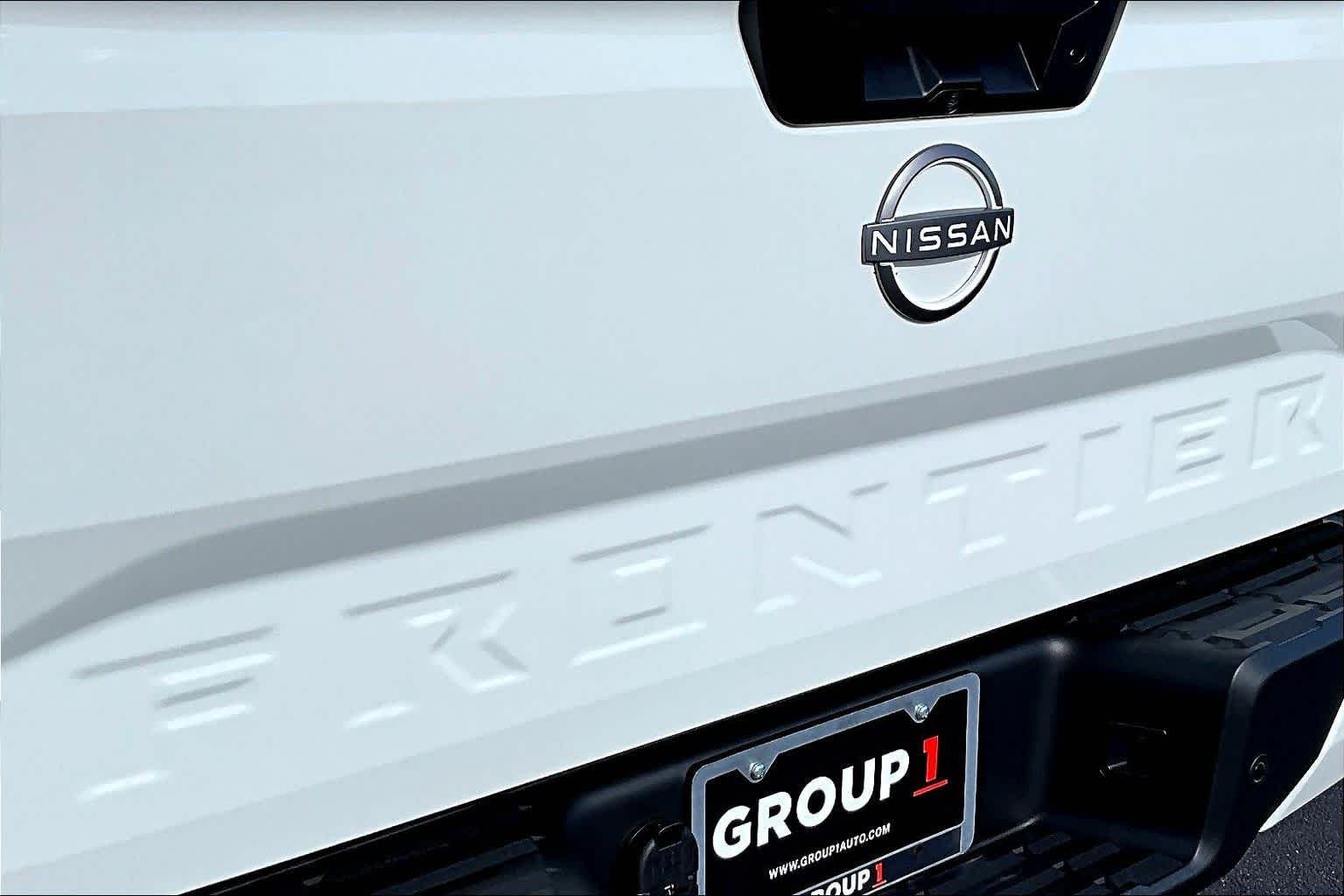 New 2026 Glacier White Nissan SV image 15