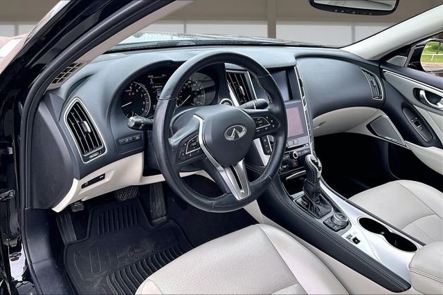 Used 2023 Black INFINITI LUXE image 14