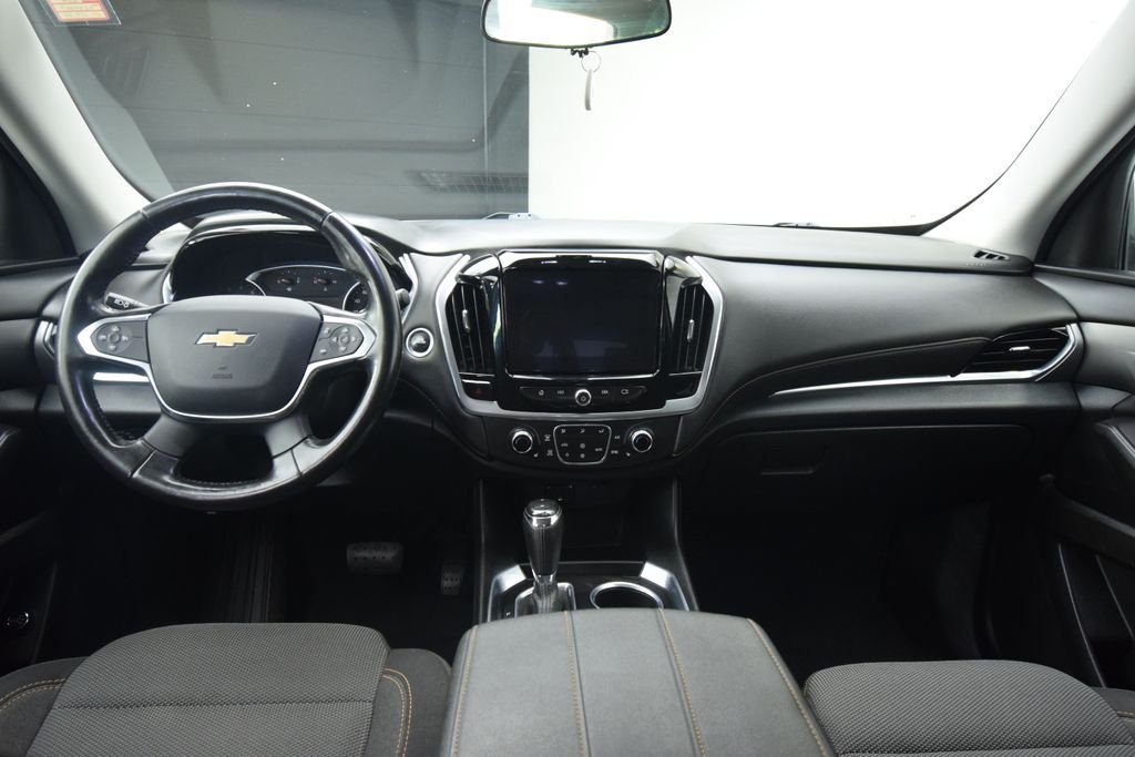 Used 2019 Silver Chevrolet LT image 3