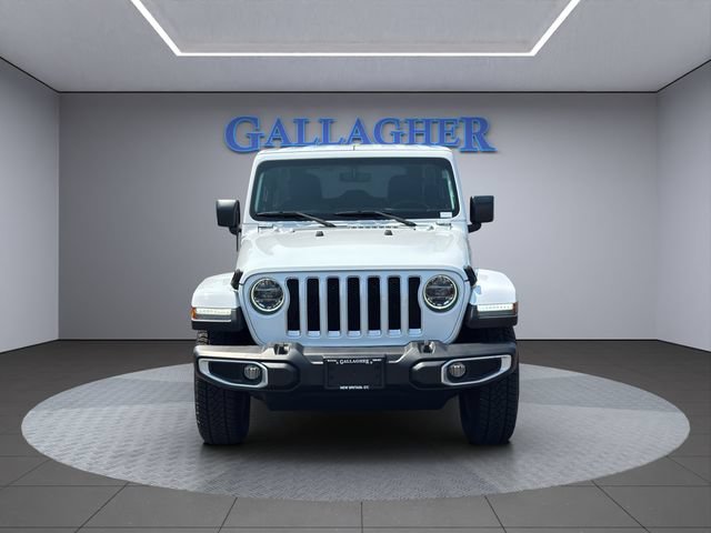 Used 2018 White Jeep Sahara 4x4 image 12