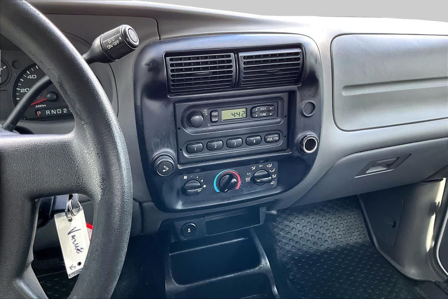 Used 2011 Oxford White Ford XL image 8