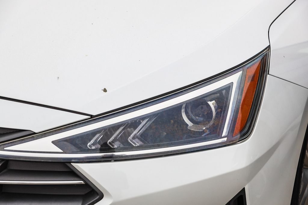 Used 2019 White Hyundai Value Edition image 4