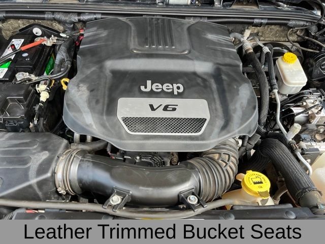 Used 2015 Black Jeep Unlimited Rubicon image 26
