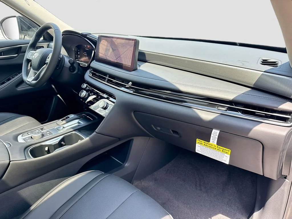 Used 2027 Gray INFINITI PURE image 32