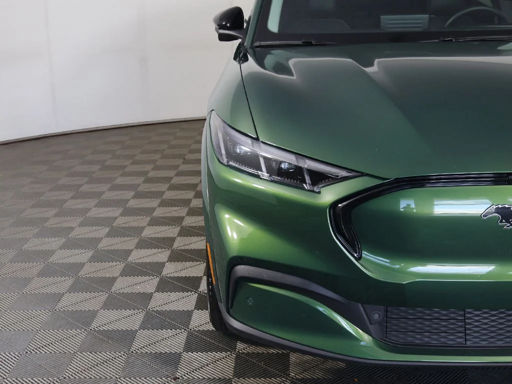 Used 2025 Green Metallic Ford Premium image 18
