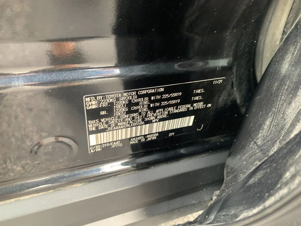 Used 2021 Black Toyota XLE image 34