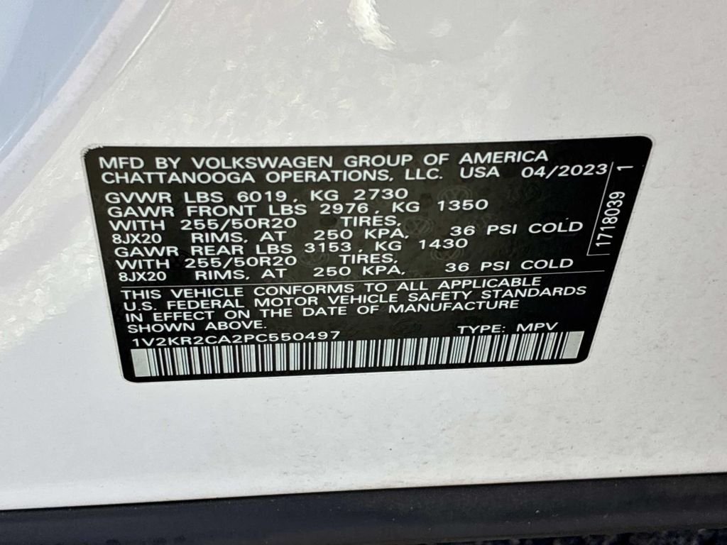 Used 2023 White Volkswagen 3.6L V6 SE w/Technology image 23