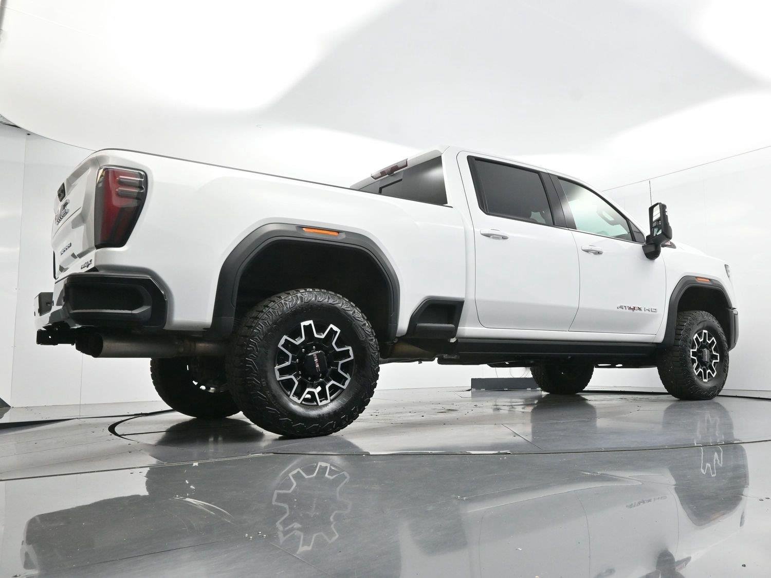 Used 2024 Summit White GMC AT4X image 54
