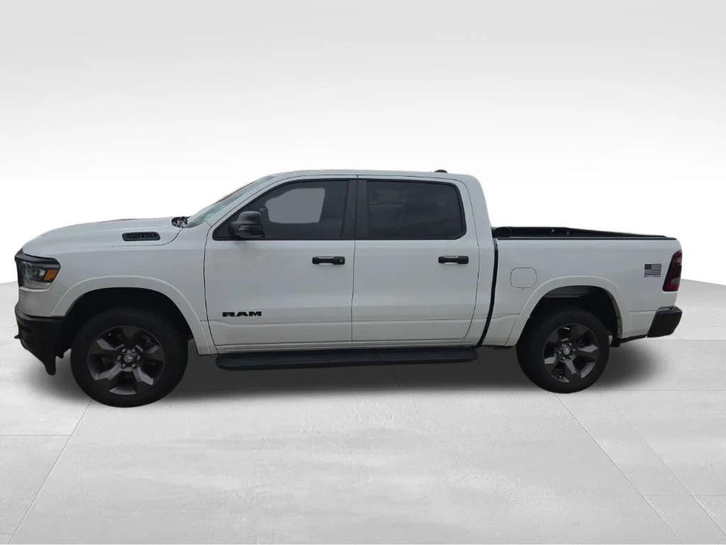 Used 2023 White Ram Big Horn/Lone Star image 18