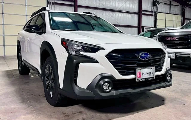 2025 Subaru Outback Onyx Edition XT's photo