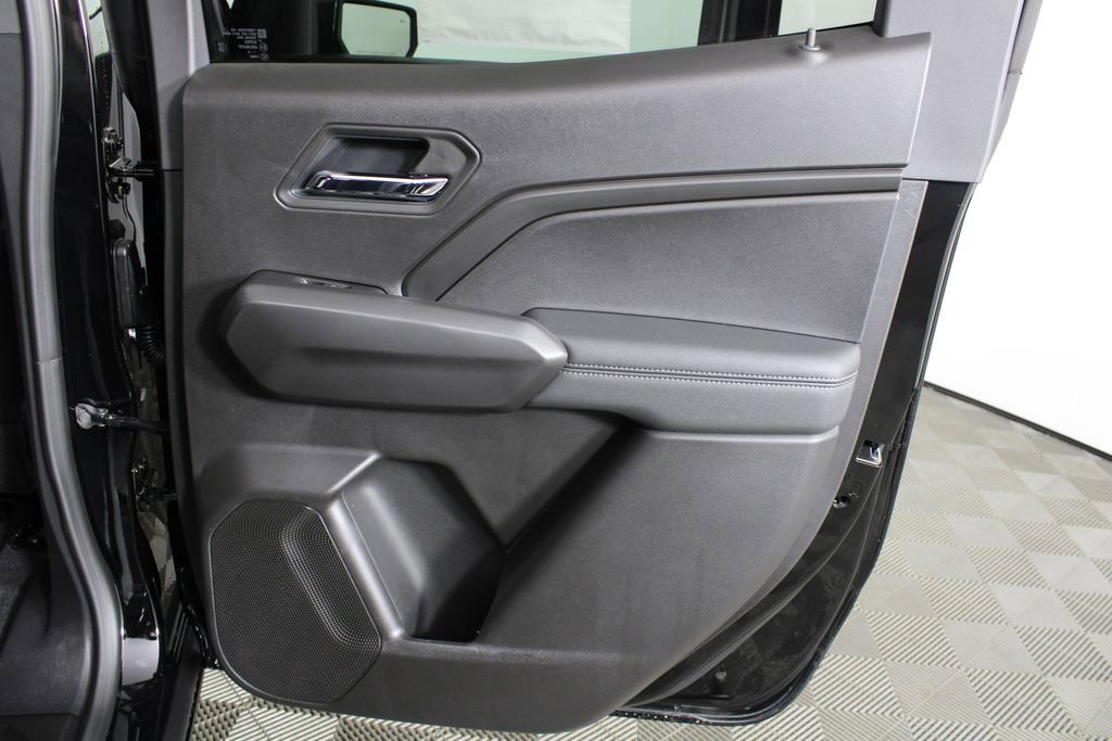 2026 Chevrolet Colorado LT - Photo 9